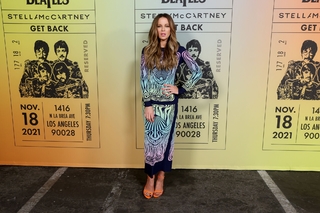 Kate Beckinsale feet photo thumbnail