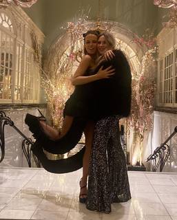 Kate Beckinsale feet photo thumbnail