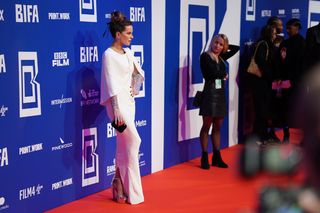 Kate Beckinsale feet photo thumbnail