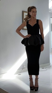 Kate Beckinsale feet photo thumbnail