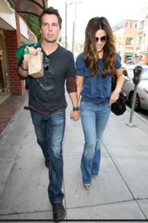 Kate Beckinsale feet photo thumbnail