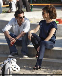 Kate Beckinsale feet photo thumbnail