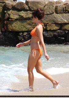 Kate Beckinsale feet photo thumbnail