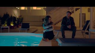 Kate Beckinsale feet photo thumbnail