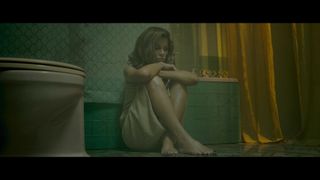 Kate Beckinsale feet photo thumbnail