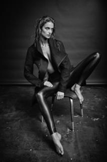 Kate Bock feet photo thumbnail