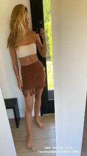 Kate Bock feet photo thumbnail