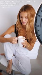 Kate Bock feet photo thumbnail