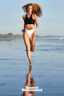 Kate Bock feet photo thumbnail