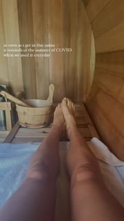 Kate Bock feet photo thumbnail