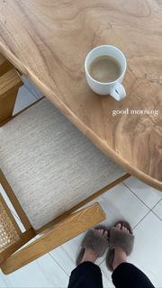 Kate Bock feet photo thumbnail