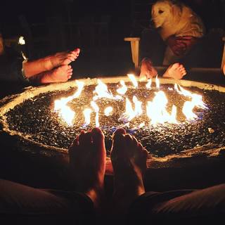 Kate Bolduan feet photo thumbnail