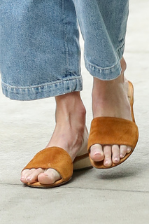 Kate Bosworth feet photo thumbnail