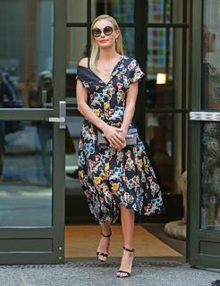 Kate Bosworth feet photo thumbnail
