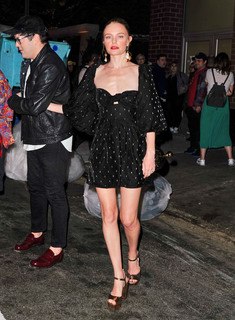 Kate Bosworth feet photo thumbnail