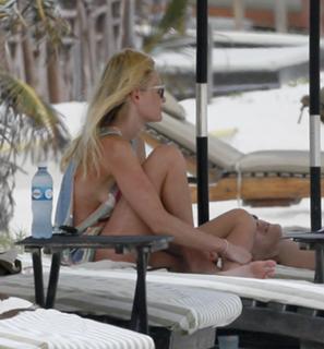 Kate Bosworth feet photo thumbnail
