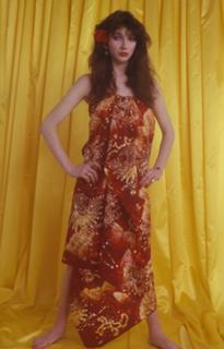 Kate Bush feet photo thumbnail