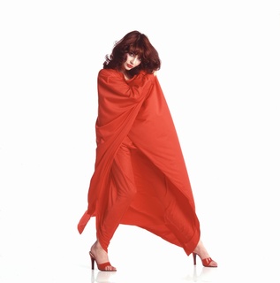 Kate Bush feet photo thumbnail