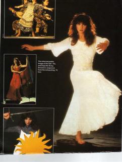 Kate Bush feet photo thumbnail