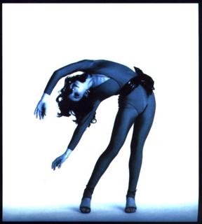 Kate Bush feet photo thumbnail