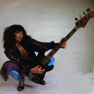 Kate Bush feet photo thumbnail