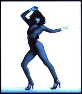Kate Bush feet photo thumbnail