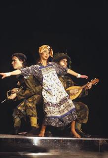 Kate Bush feet photo thumbnail