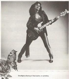 Kate Bush feet photo thumbnail