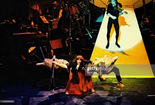 Kate Bush feet photo thumbnail