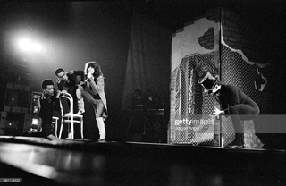 Kate Bush feet photo thumbnail