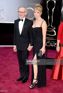 Kate Capshaw feet photo thumbnail