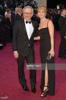 Kate Capshaw feet photo thumbnail