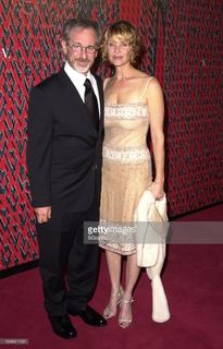 Kate Capshaw feet photo thumbnail