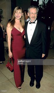 Kate Capshaw feet photo thumbnail