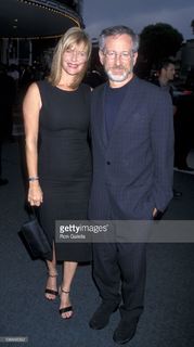 Kate Capshaw feet photo thumbnail