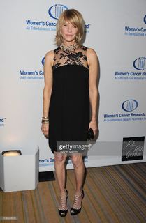 Kate Capshaw feet photo thumbnail