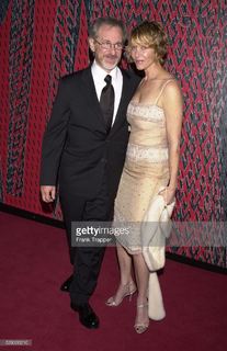 Kate Capshaw feet photo thumbnail