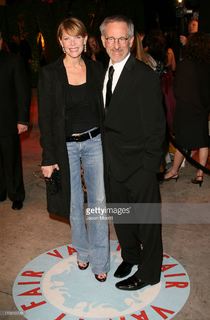 Kate Capshaw feet photo thumbnail