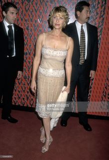 Kate Capshaw feet photo thumbnail