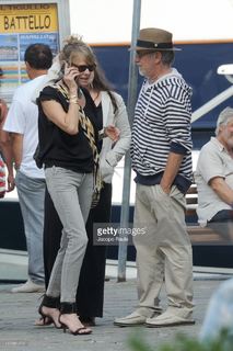 Kate Capshaw feet photo thumbnail