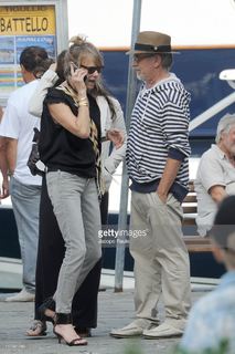 Kate Capshaw feet photo thumbnail