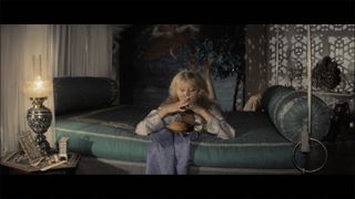 Kate Capshaw feet photo thumbnail