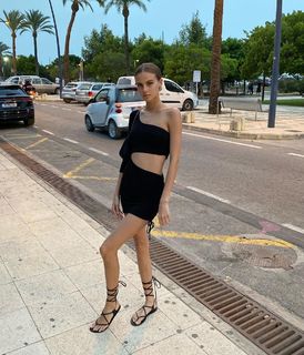 Kate Demianova feet photo 1