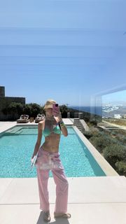 Kate Demianova feet photo 7