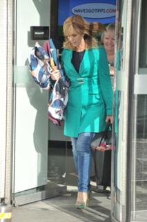 Kate Garraway feet photo thumbnail