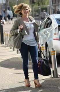 Kate Garraway feet photo thumbnail