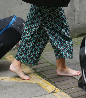 Kate Garraway feet photo thumbnail