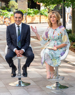Kate Garraway feet photo thumbnail