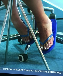 Kate Garraway feet photo thumbnail