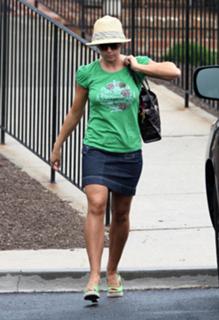 Kate Gosselin feet photo thumbnail